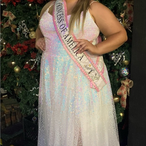 Rachel Allen white Iridescent Style # 70047W - Picture 3 of 4